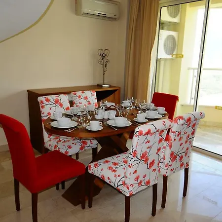 Apartment Two-bedroom Dubleks In Goldcity 5-stars Alanya
